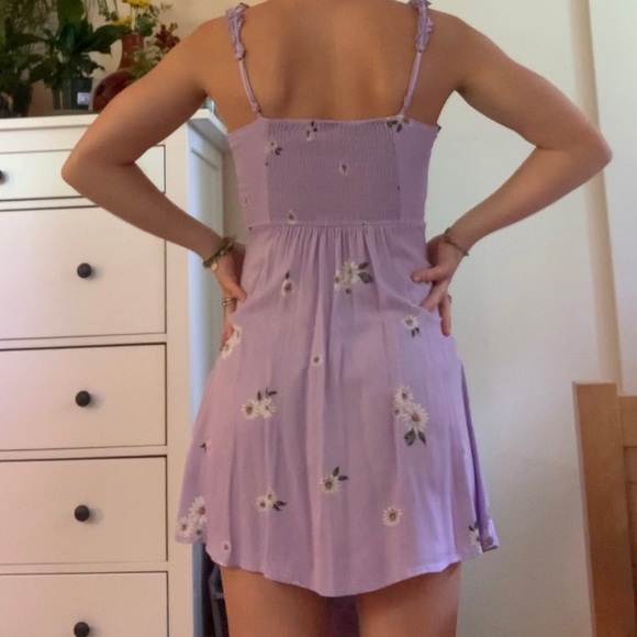 Aeropostale xs light purple dress w/ white daisies - Picture 2 of 3